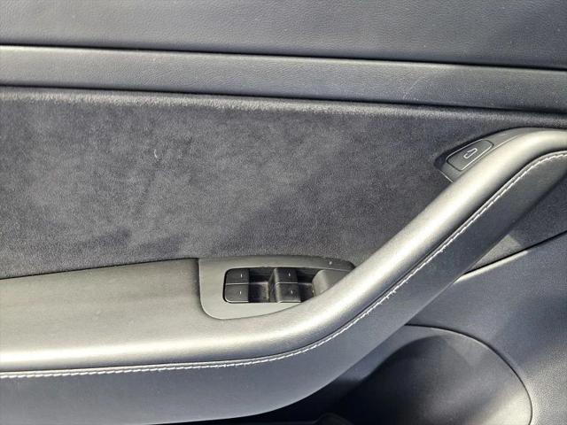 2021 Tesla Model 3 Standard Range Plus Rear-Wheel Drive