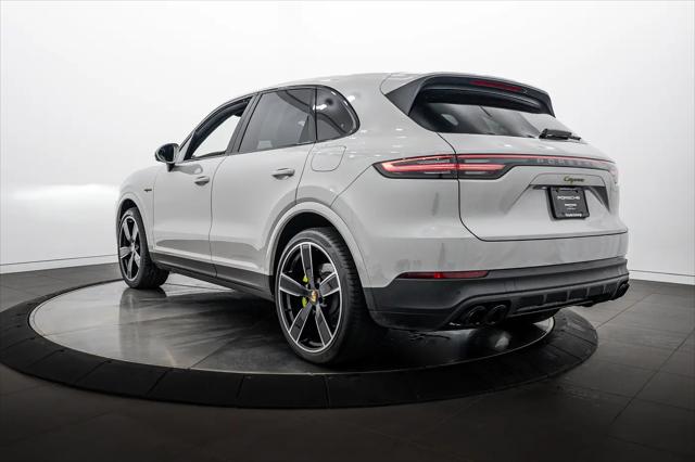 2023 Porsche Cayenne E-Hybrid Platinum Edition
