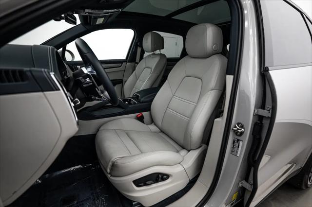 2023 Porsche Cayenne E-Hybrid Platinum Edition