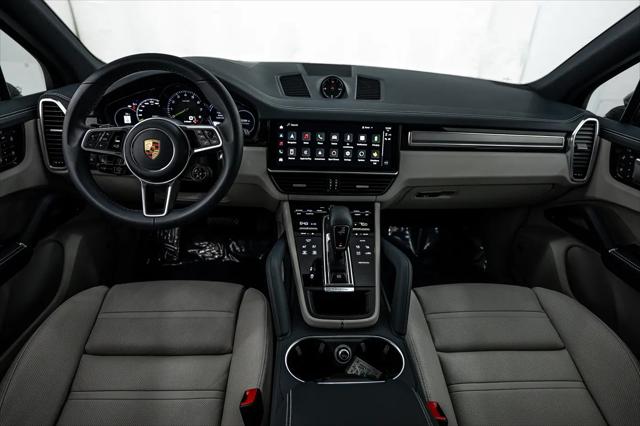 2023 Porsche Cayenne E-Hybrid Platinum Edition