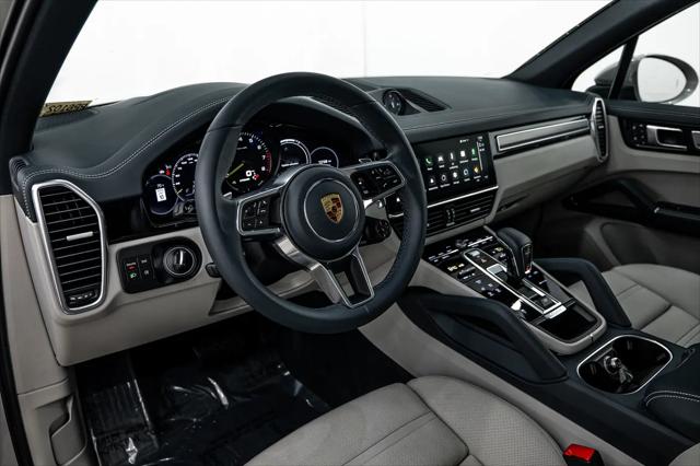 2023 Porsche Cayenne E-Hybrid Platinum Edition