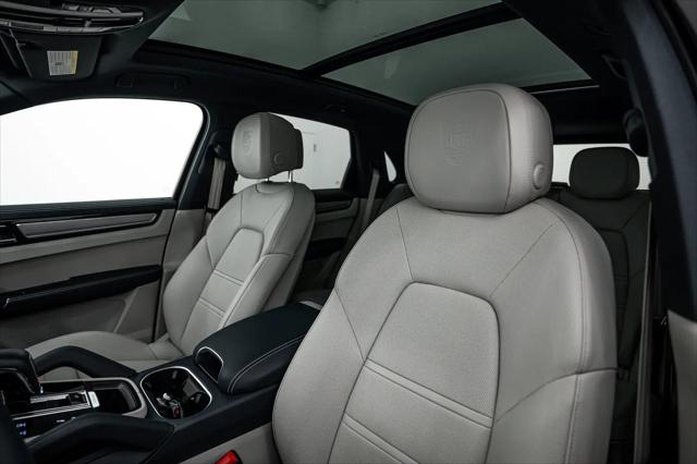 2023 Porsche Cayenne E-Hybrid Platinum Edition