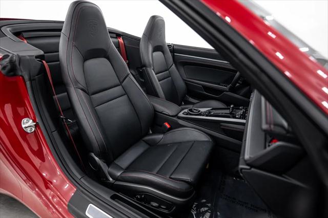 2021 Porsche 911 Carrera 4S Cabriolet