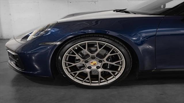 2020 Porsche 911 Carrera 4S Cabriolet
