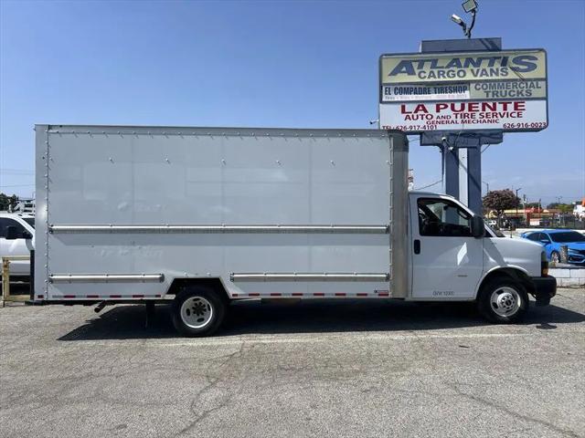 2021 GMC Savana Cutaway Work Van