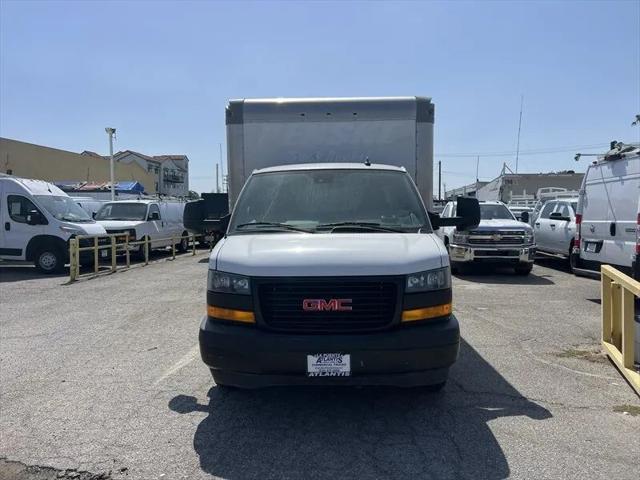2021 GMC Savana Cutaway Work Van