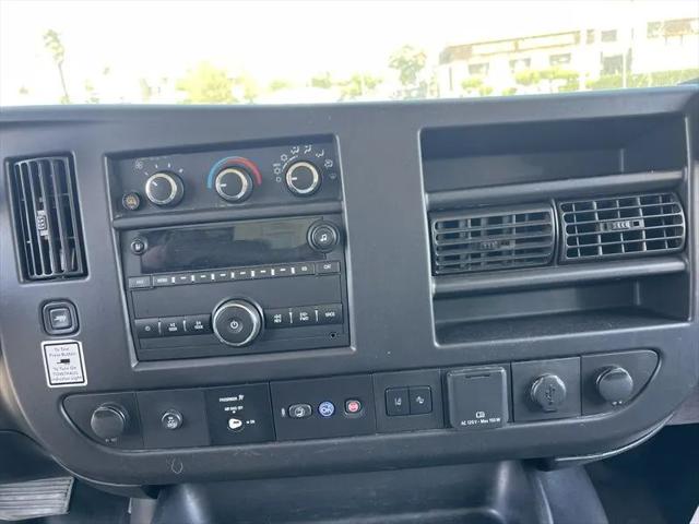 2021 GMC Savana Cutaway Work Van