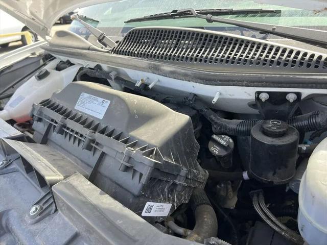 2021 GMC Savana Cutaway Work Van