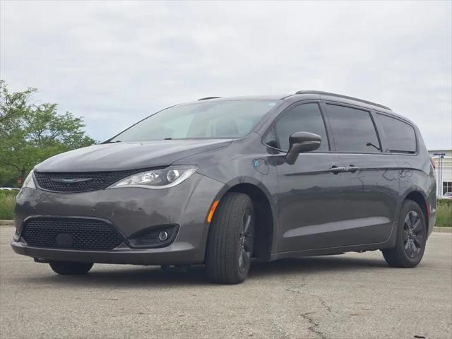 2020 Chrysler Pacifica Hybrid Limited