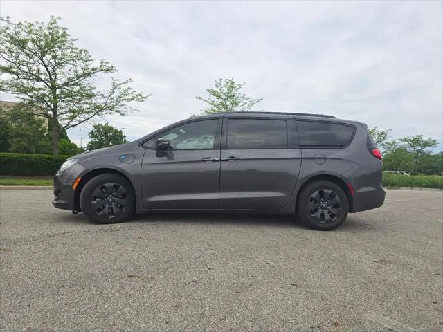 2020 Chrysler Pacifica Hybrid Limited