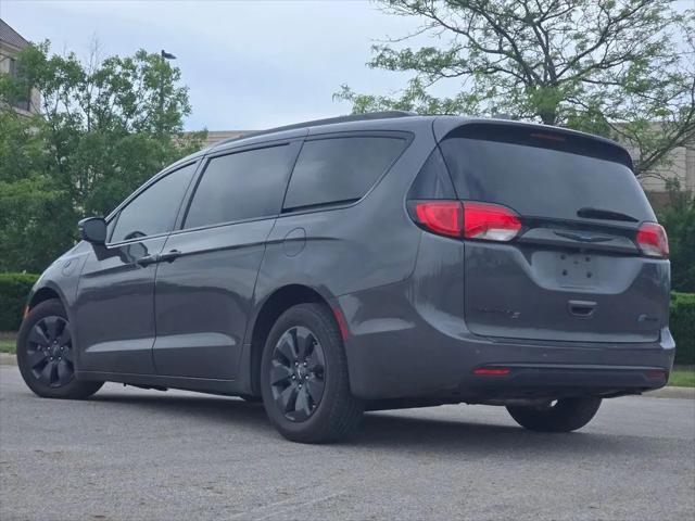 2020 Chrysler Pacifica Hybrid Limited