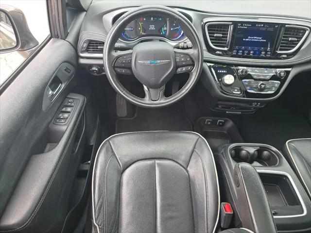 2020 Chrysler Pacifica Hybrid Limited