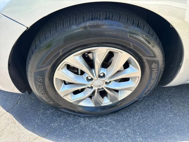 2019 Kia Sedona LX