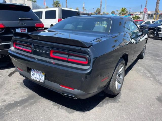 2019 Dodge Challenger SXT