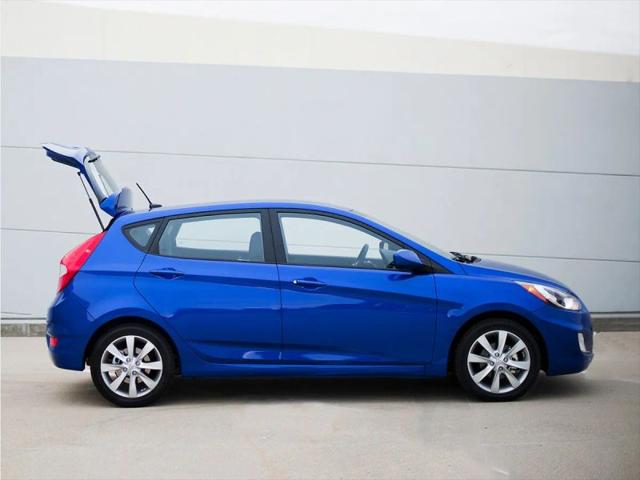 2013 Hyundai Accent SE for sale in Fruitland Park, FL