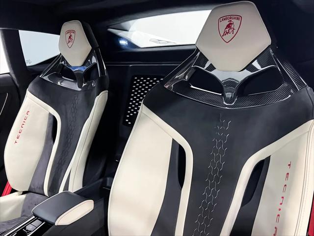 2024 Lamborghini Huracan Tecnica