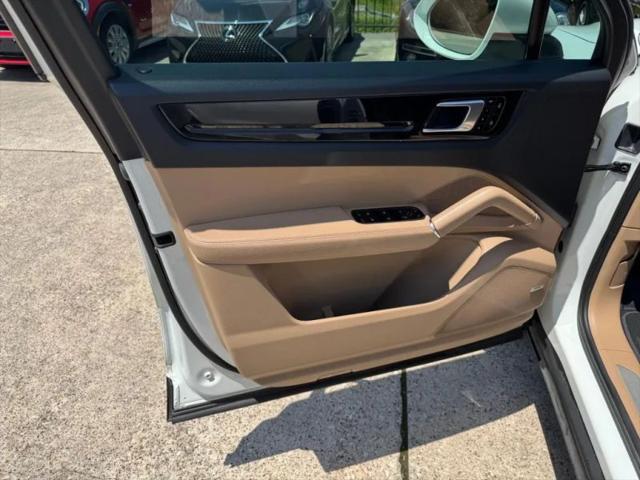 2019 Porsche Cayenne Base