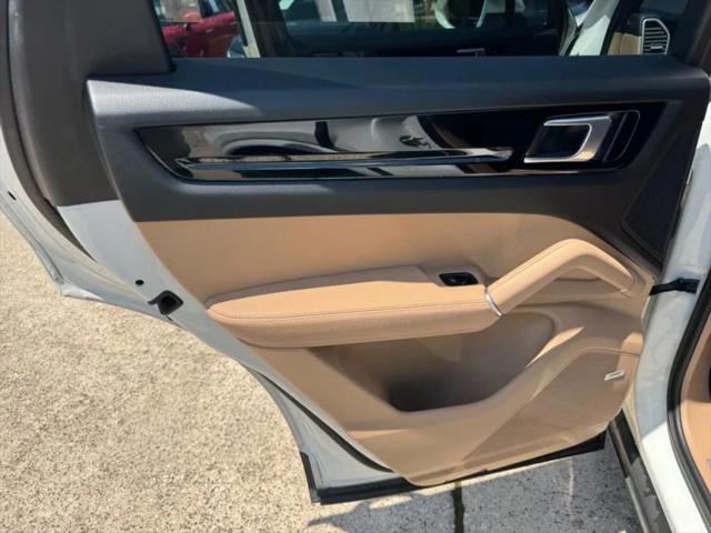 2019 Porsche Cayenne Base