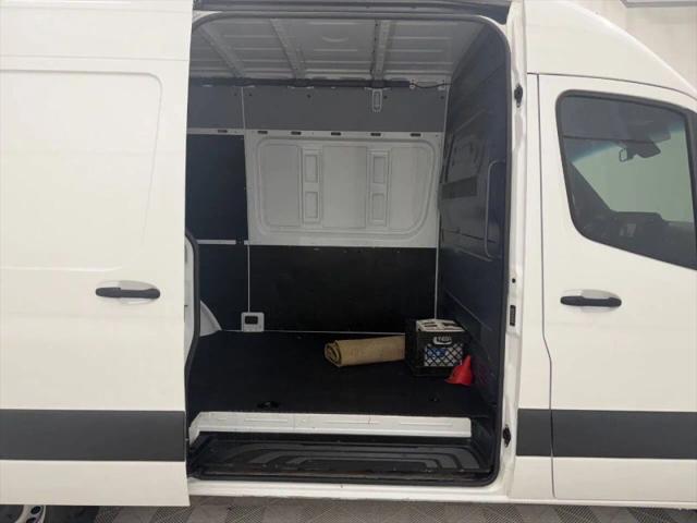 2022 Mercedes-Benz Sprinter 2500 Standard Roof I4 Diesel