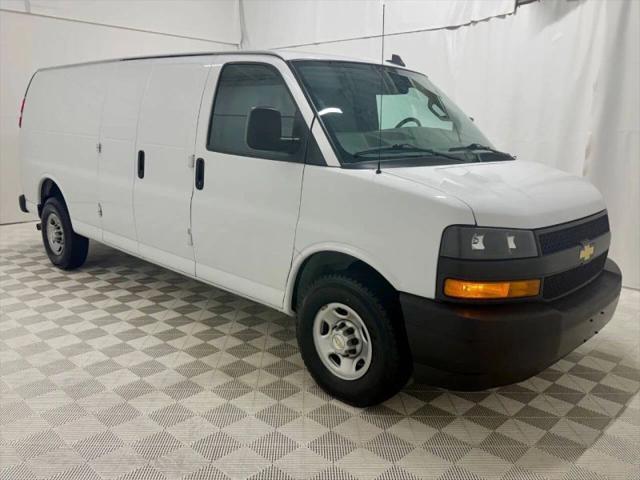 2022 Chevrolet Express Cargo Van RWD 3500 Extended Wheelbase WT