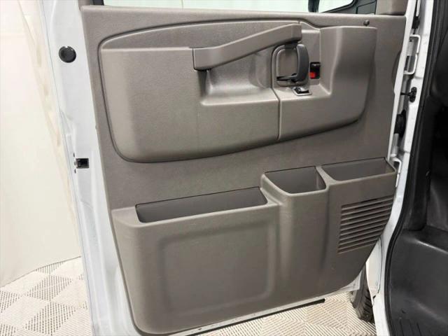 2022 Chevrolet Express Cargo Van RWD 3500 Extended Wheelbase WT