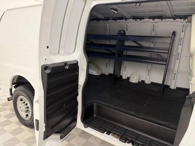 2022 Chevrolet Express Cargo Van RWD 3500 Extended Wheelbase WT
