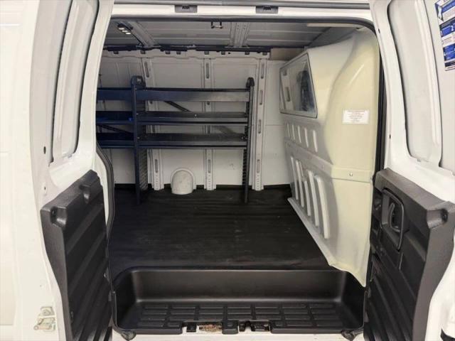 2022 Chevrolet Express Cargo Van RWD 3500 Extended Wheelbase WT