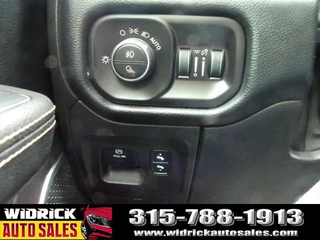 2019 Ram 1500 Laramie Crew Cab 4x4 5'7" Box