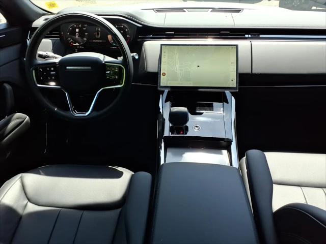 2026 Land Rover Range Rover Sport P360 SE