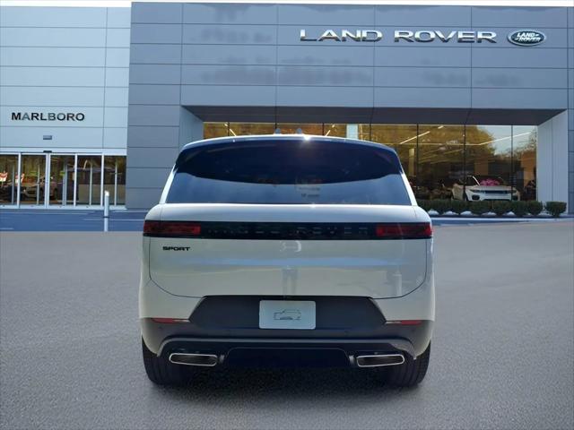 2026 Land Rover Range Rover Sport P360 SE
