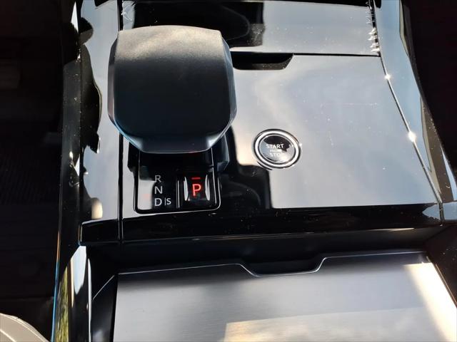 2026 Land Rover Range Rover Sport P360 SE