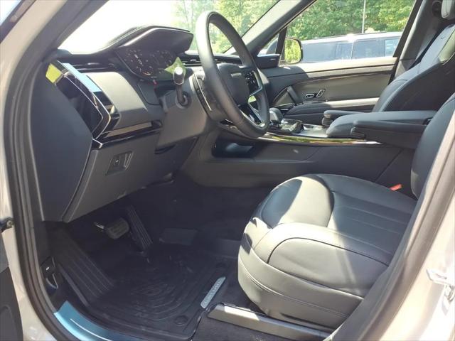 2026 Land Rover Range Rover Sport P360 SE