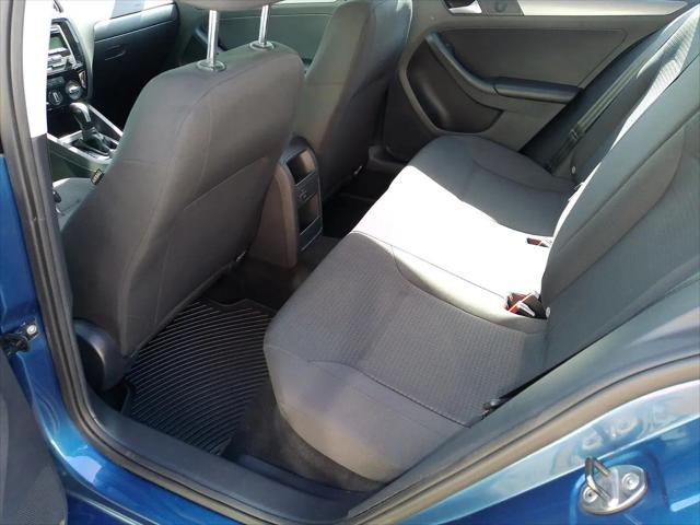 2015 Volkswagen Jetta 2.0L TDI S