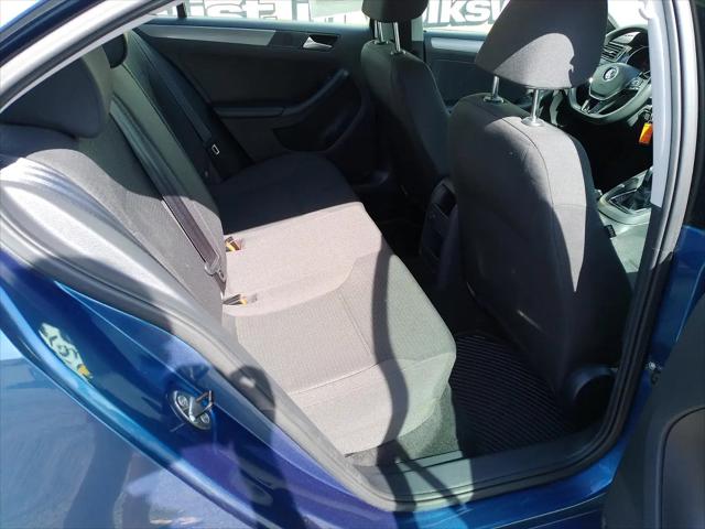 2015 Volkswagen Jetta 2.0L TDI S
