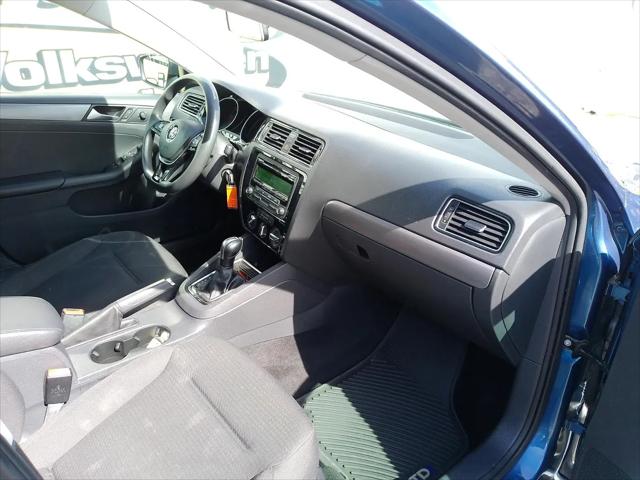 2015 Volkswagen Jetta 2.0L TDI S