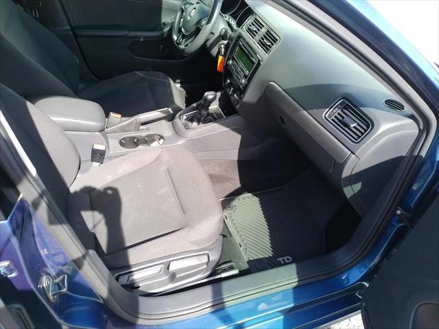 2015 Volkswagen Jetta 2.0L TDI S
