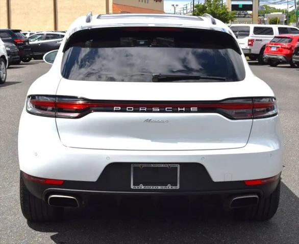 2019 Porsche Macan Macan