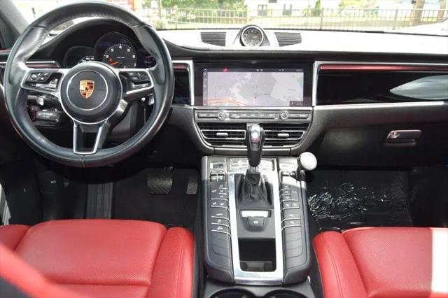 2019 Porsche Macan Macan