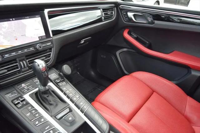 2019 Porsche Macan Macan