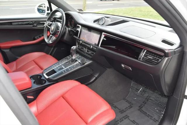 2019 Porsche Macan Macan