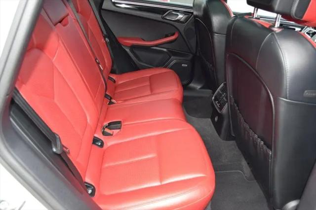 2019 Porsche Macan Macan