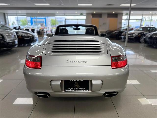 2005 Porsche 911 Carrera