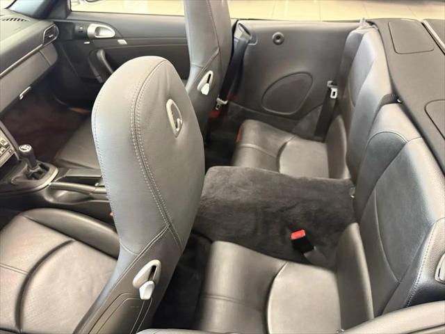 2005 Porsche 911 Carrera