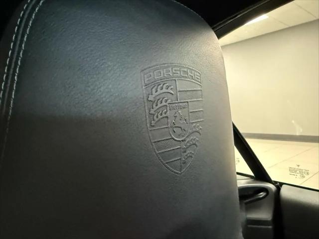 2005 Porsche 911 Carrera