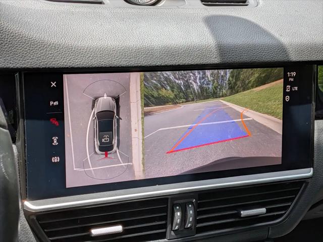 2023 Porsche Cayenne Platinum Edition