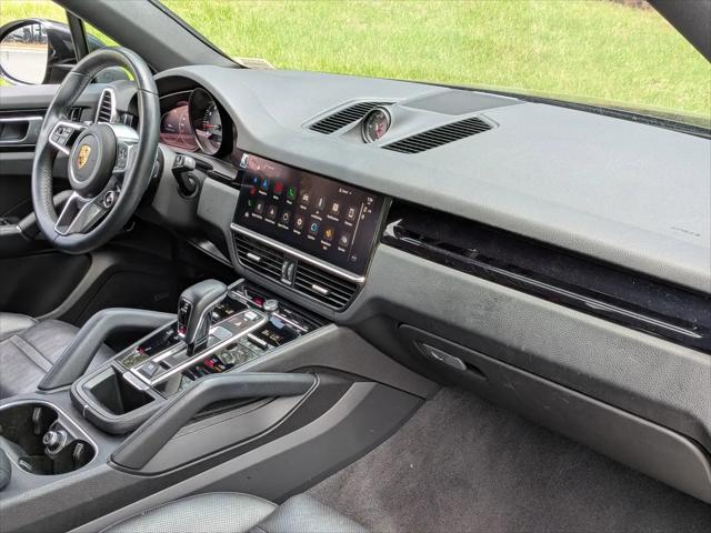 2023 Porsche Cayenne Platinum Edition