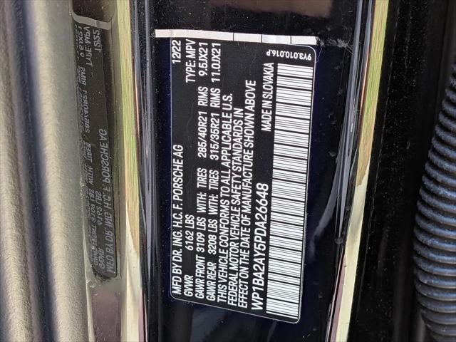 2023 Porsche Cayenne Platinum Edition