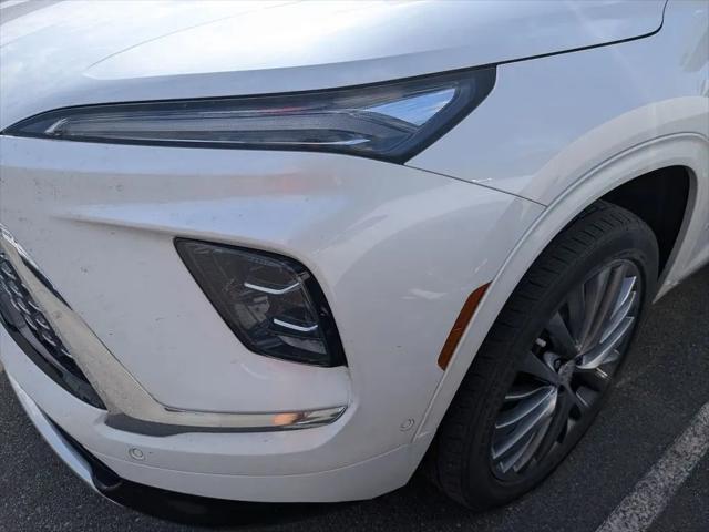 2025 Buick Enclave Avenir FWD