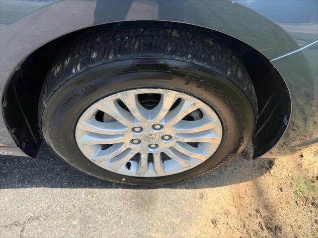 2013 Toyota Sienna XLE V6 8 Passenger