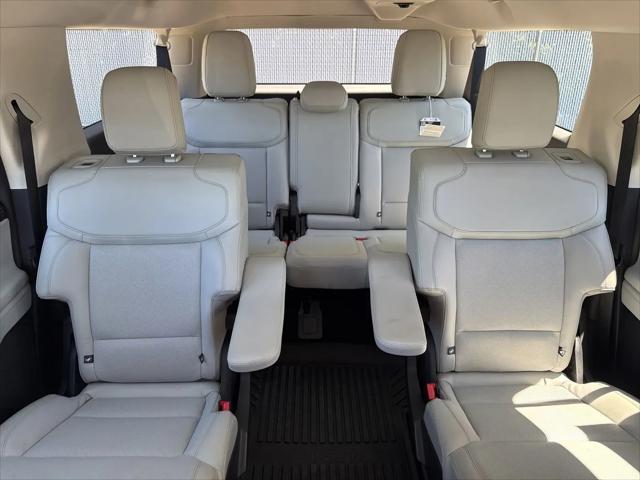 2025 Ford Expedition Platinum MAX